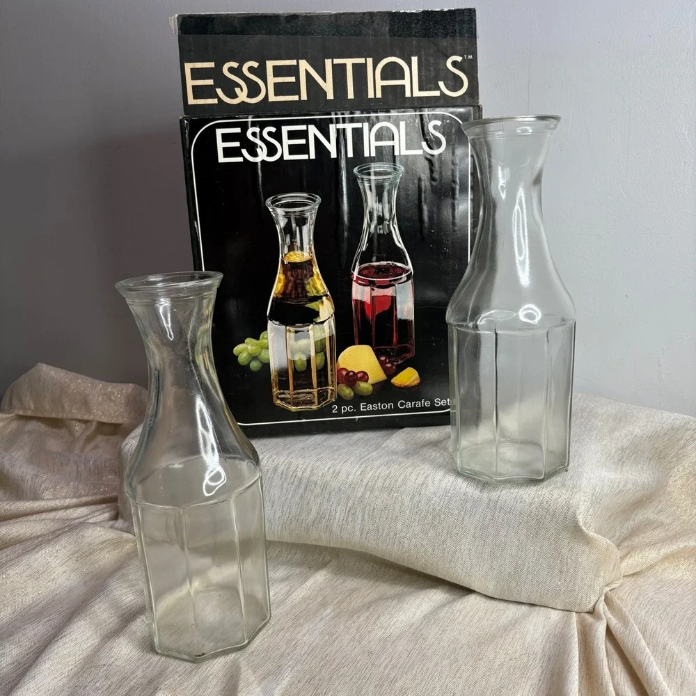 Essentials 2 pc Easton Carafe Set Glassware Clear Octagonal Base Decanter